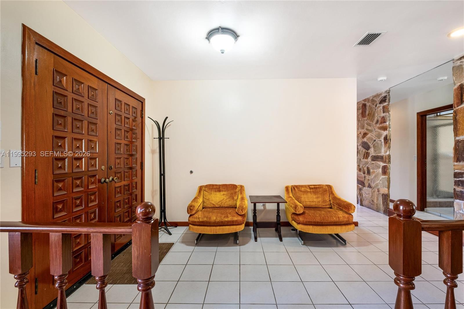 14021 SW 97th Ave Miami, FL 33176