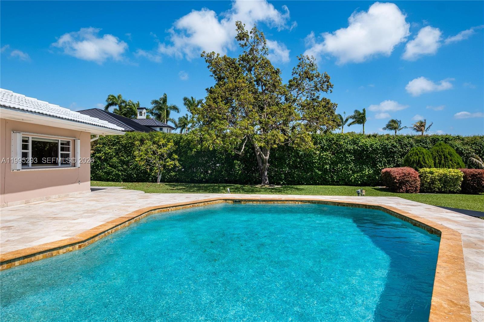 14021 SW 97th Ave Miami, FL 33176