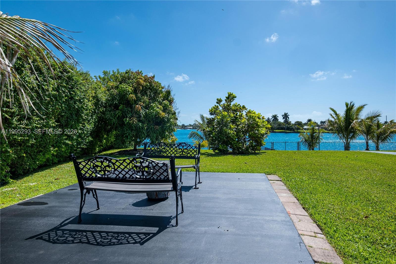 14021 SW 97th Ave Miami, FL 33176