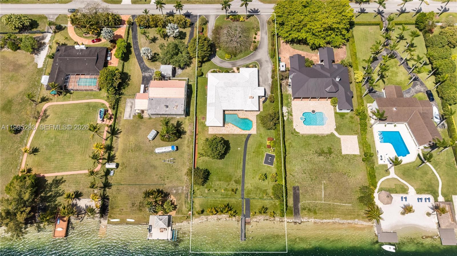 14021 SW 97th Ave Miami, FL 33176