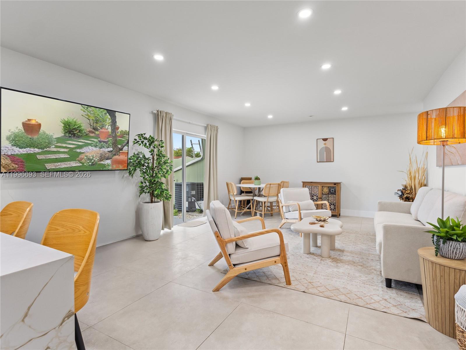 10017 SW 23rd Ter Miami, FL 33165