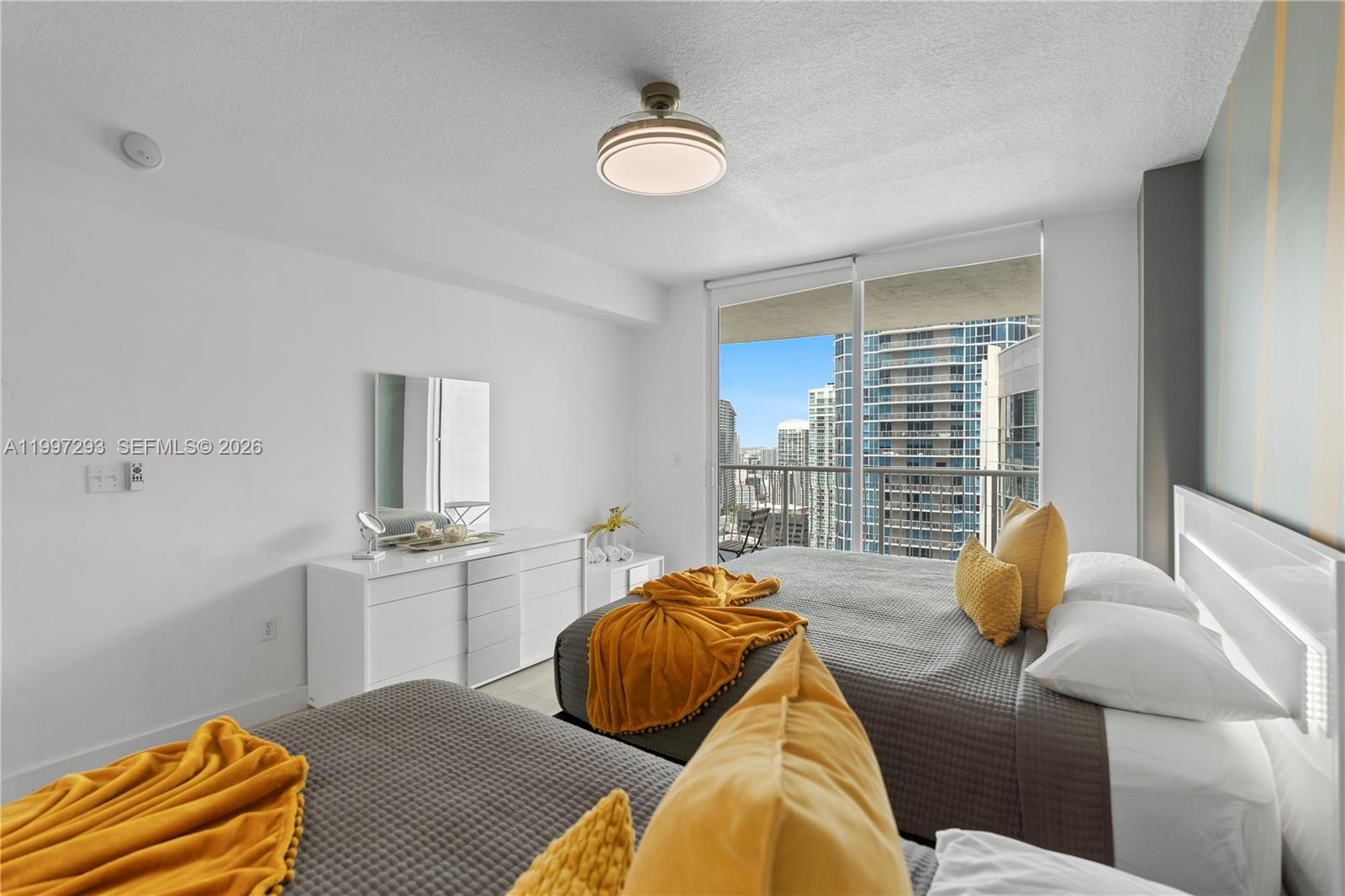 image The Club at Brickell Bay29