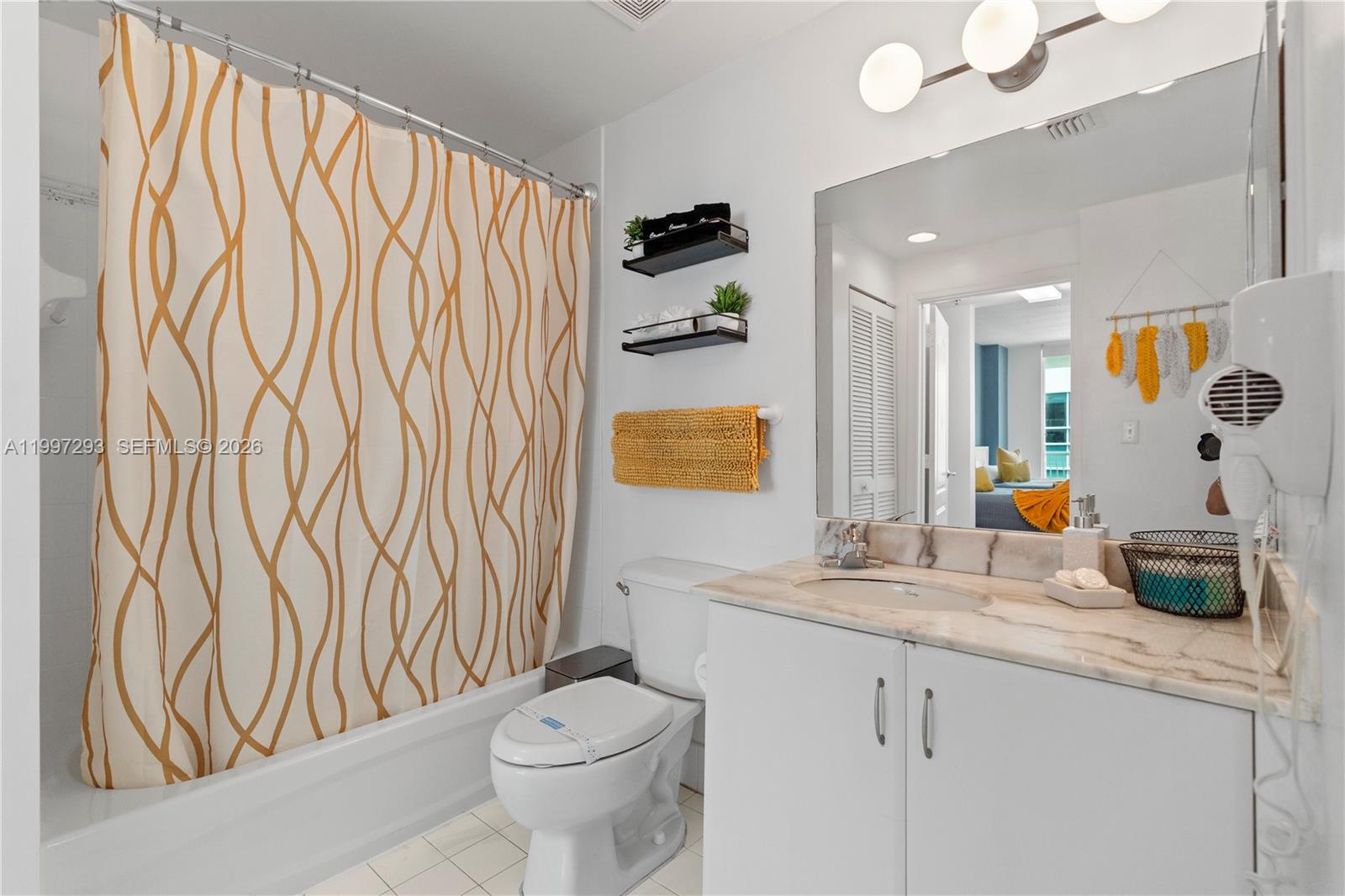 image The Club at Brickell Bay31