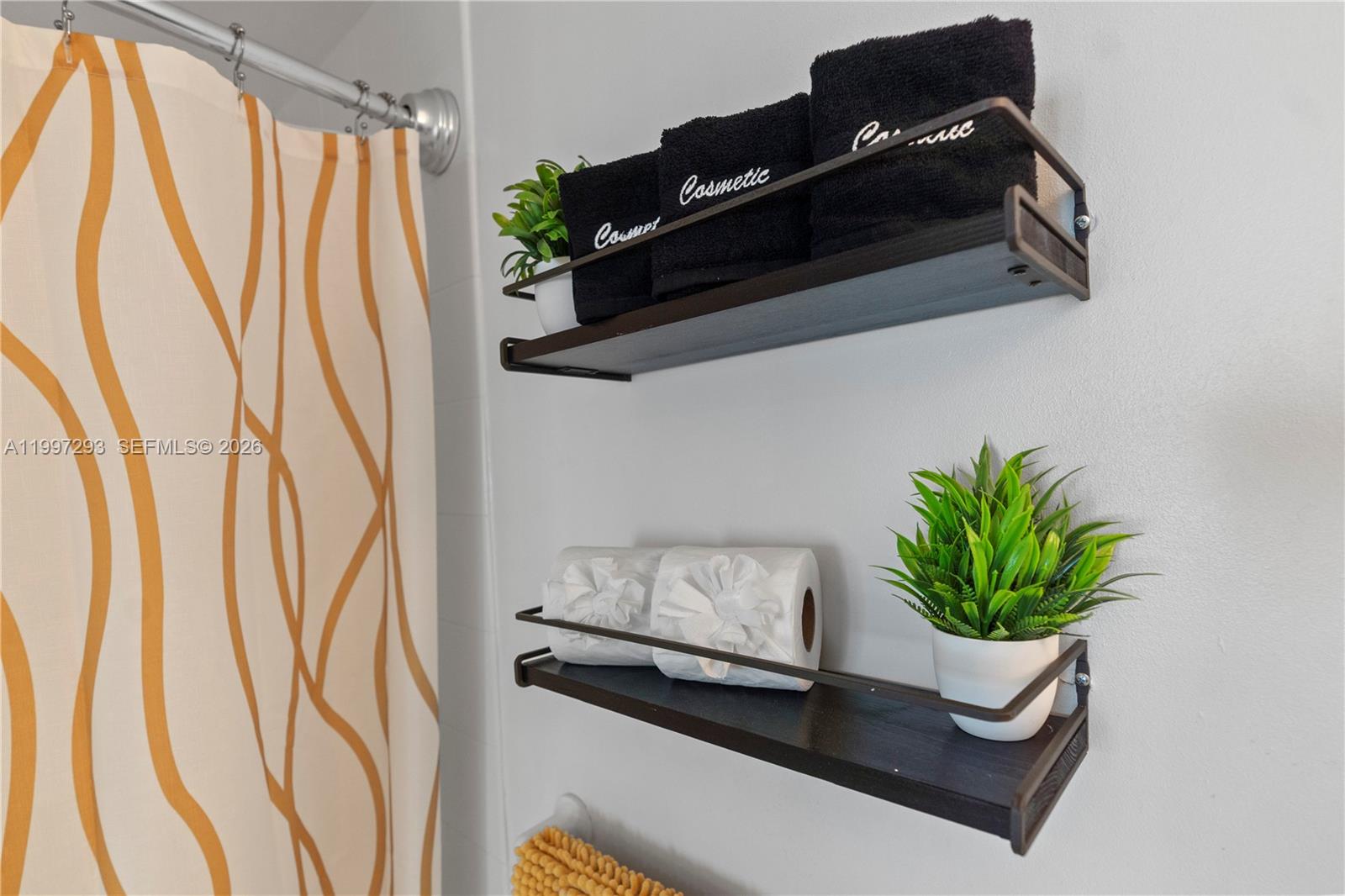 image The Club at Brickell Bay32