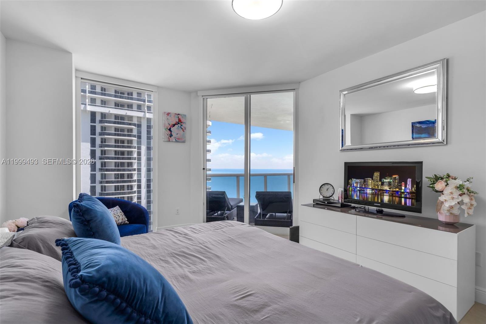 4775 Collins Ave #3608 Miami Beach, FL 33140