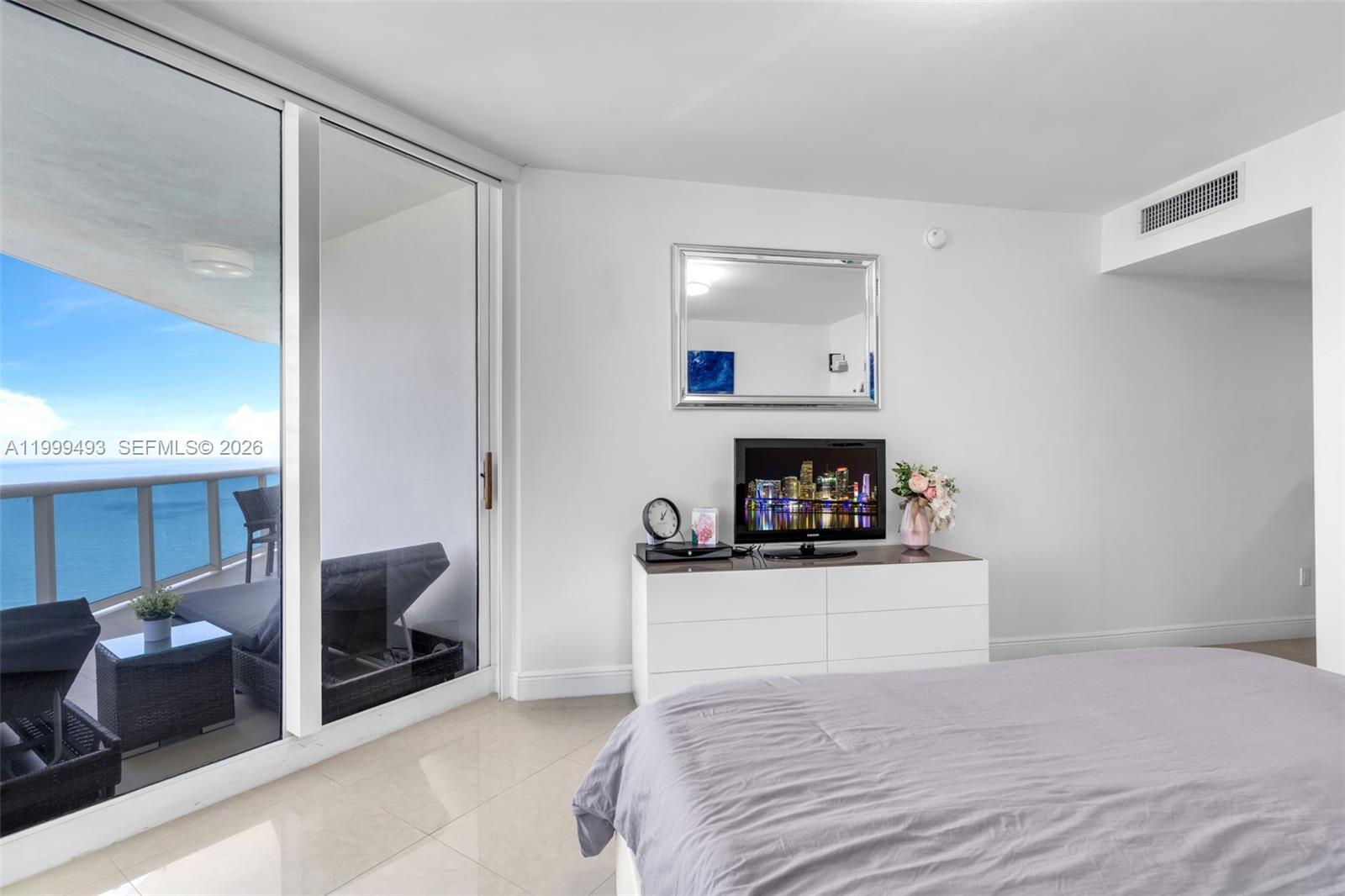 4775 Collins Ave #3608 Miami Beach, FL 33140