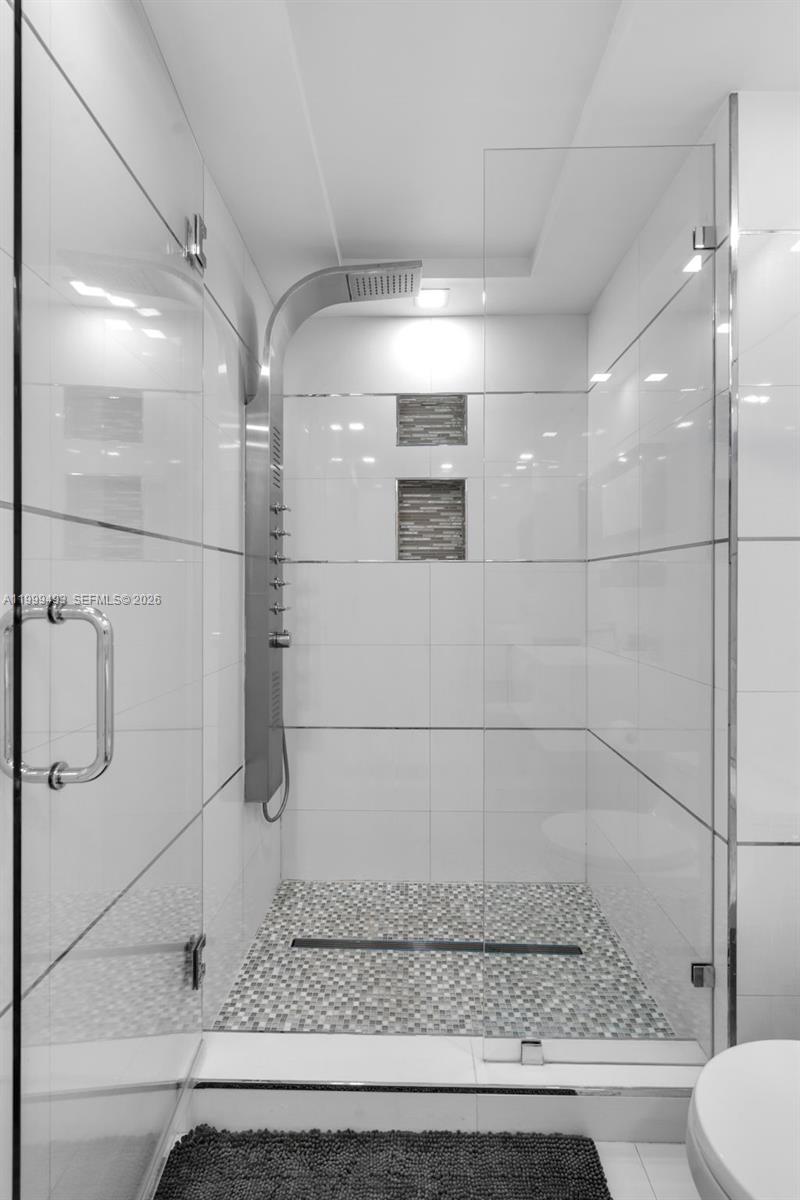 4775 Collins Ave #3608 Miami Beach, FL 33140