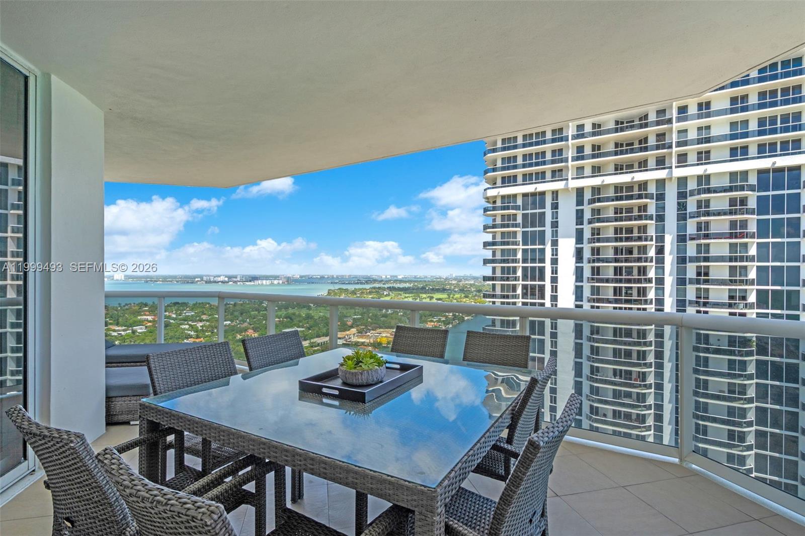 4775 Collins Ave #3608 Miami Beach, FL 33140