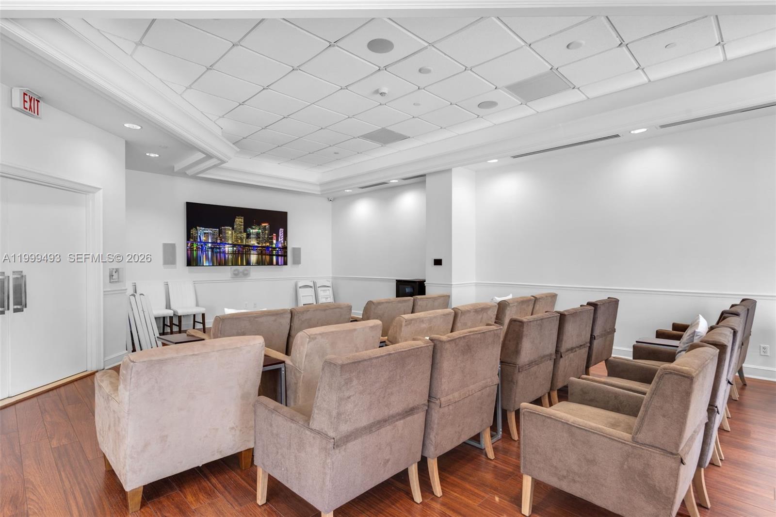 4775 Collins Ave #3608 Miami Beach, FL 33140