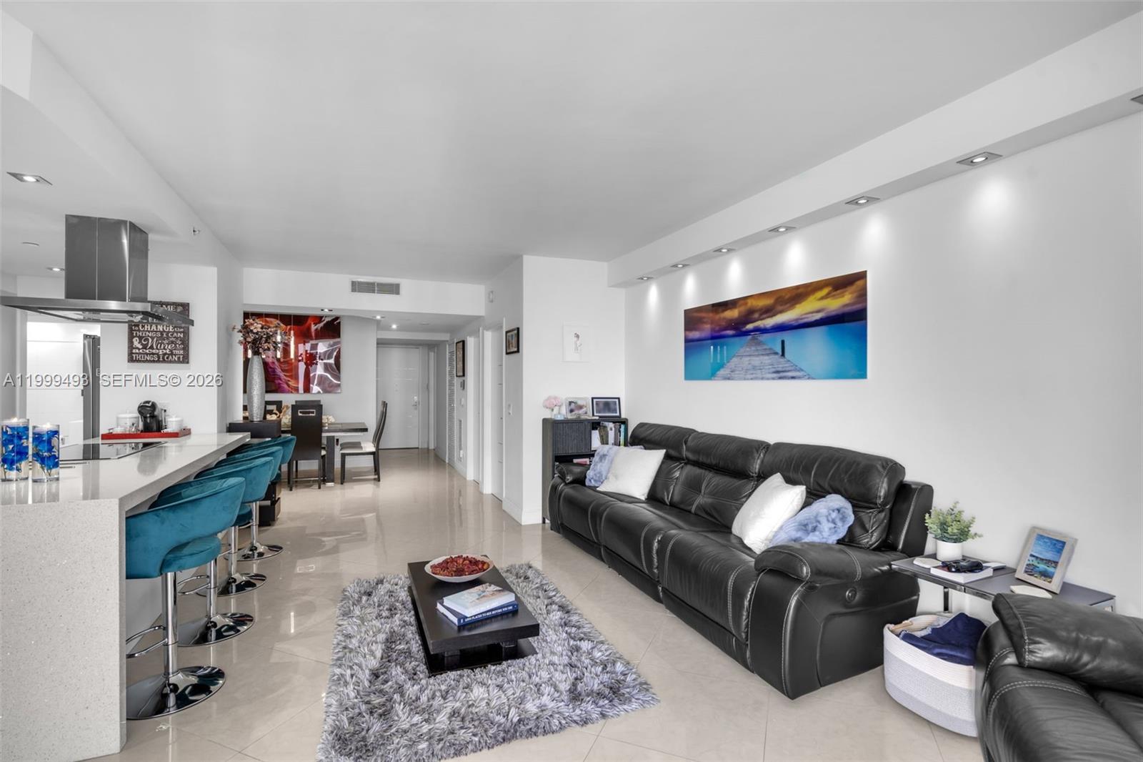 4775 Collins Ave #3608 Miami Beach, FL 33140