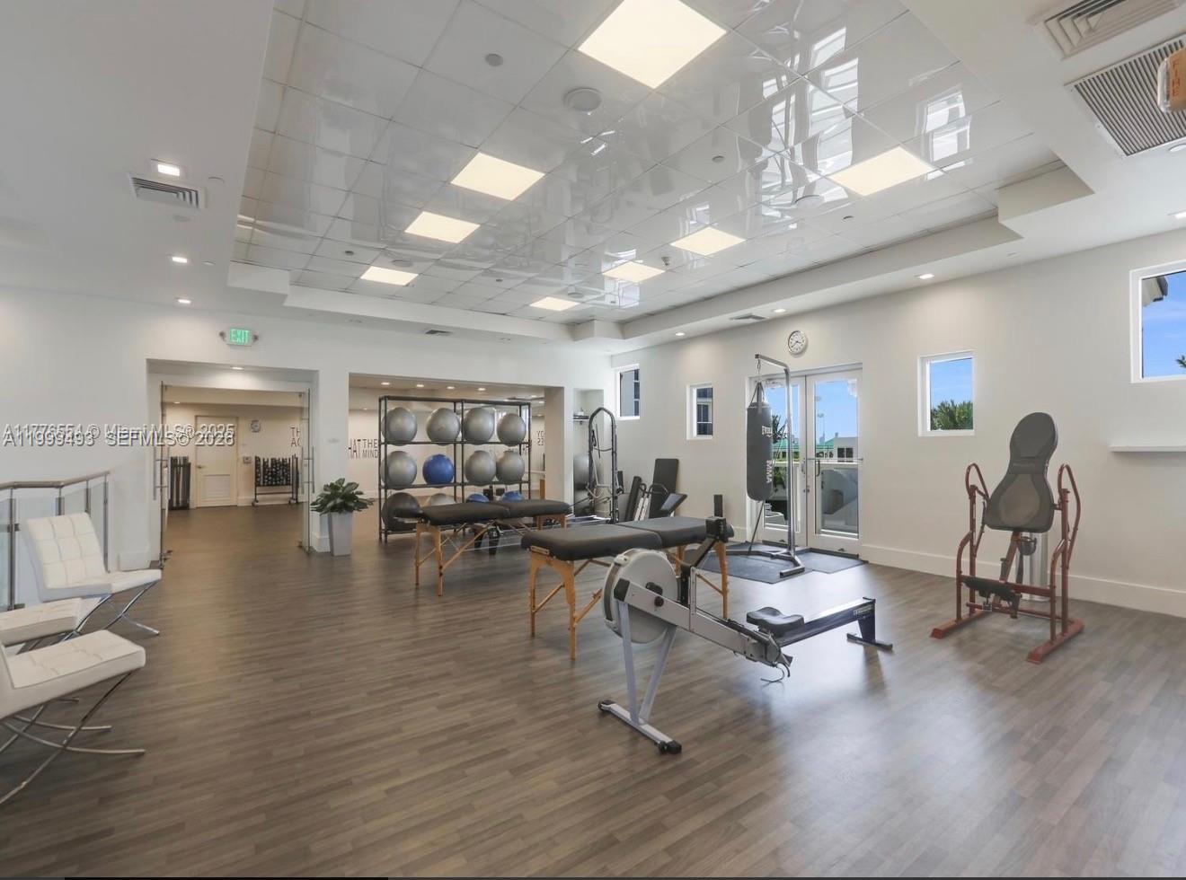 4775 Collins Ave #3608 Miami Beach, FL 33140