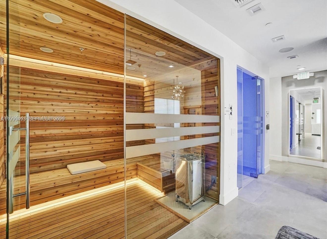 4775 Collins Ave #3608 Miami Beach, FL 33140