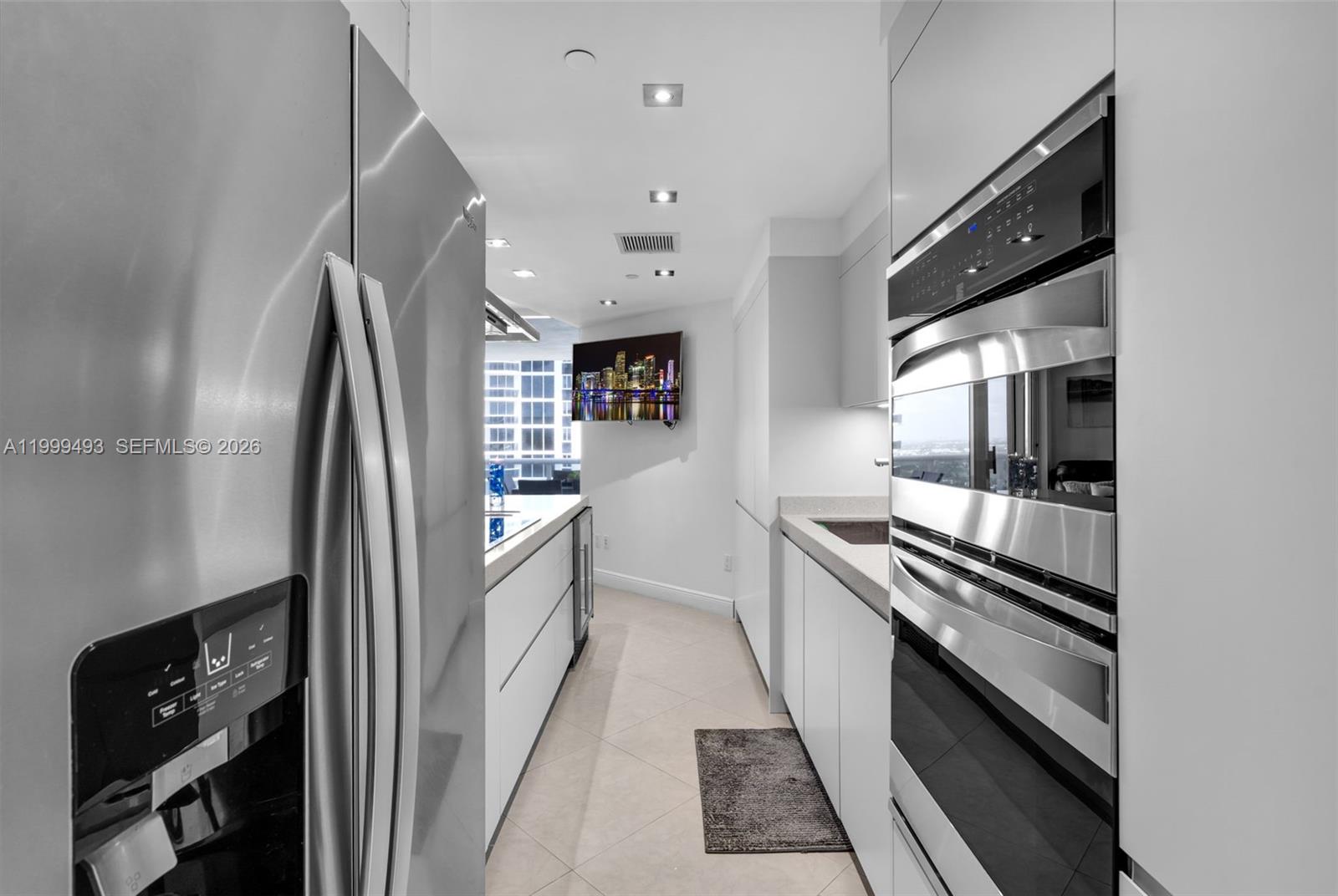 4775 Collins Ave #3608 Miami Beach, FL 33140