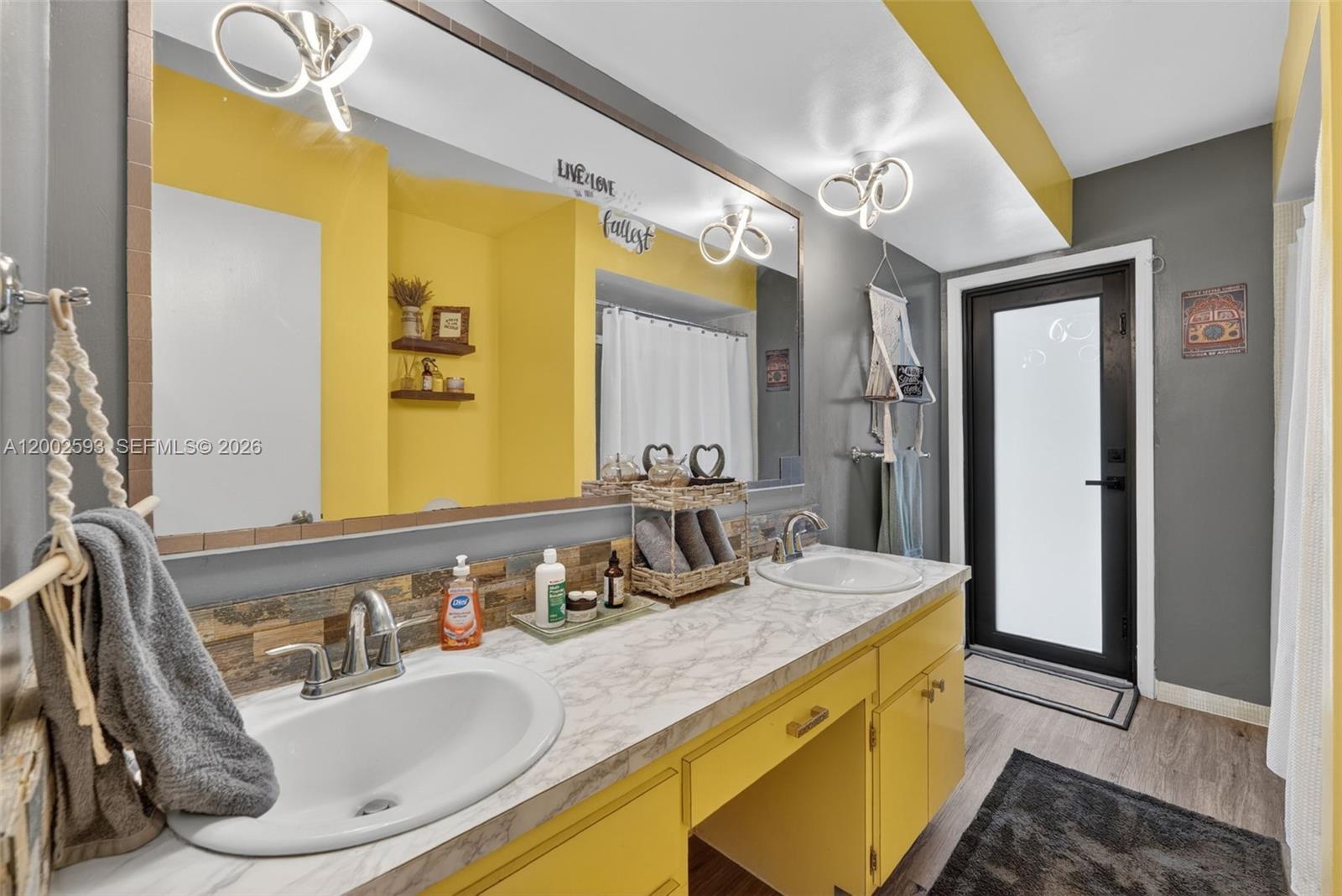 10431 SW 82nd Ct Miami, FL 33156