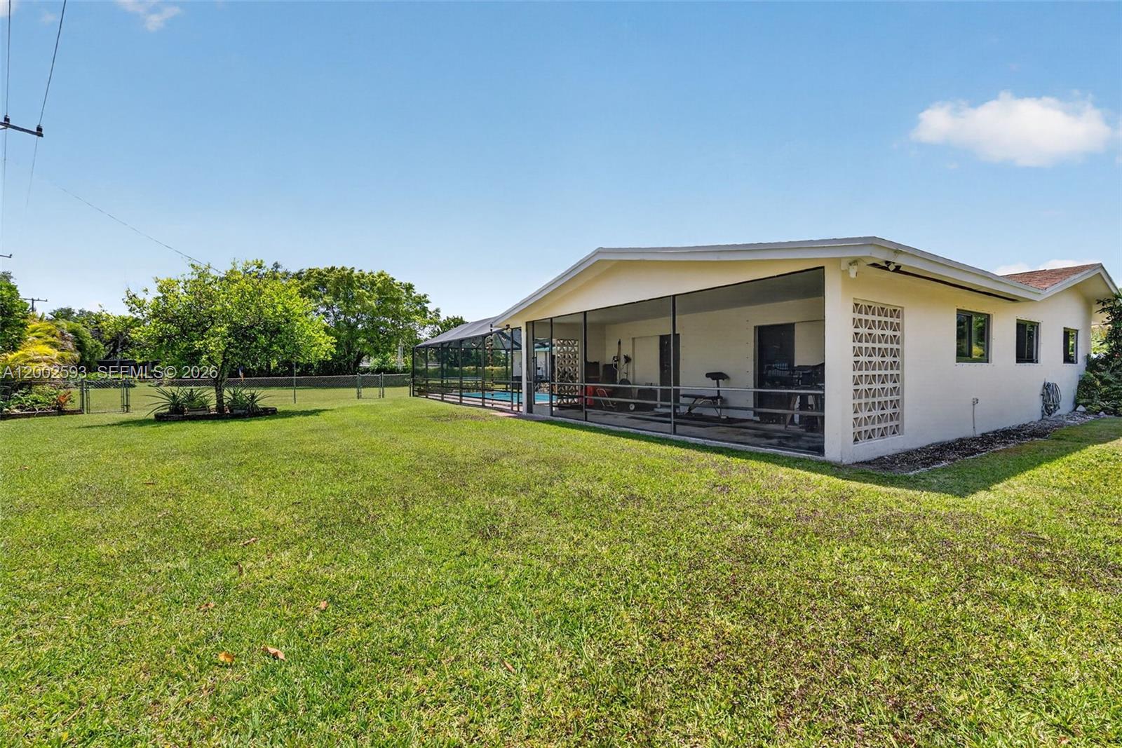 10431 SW 82nd Ct Miami, FL 33156