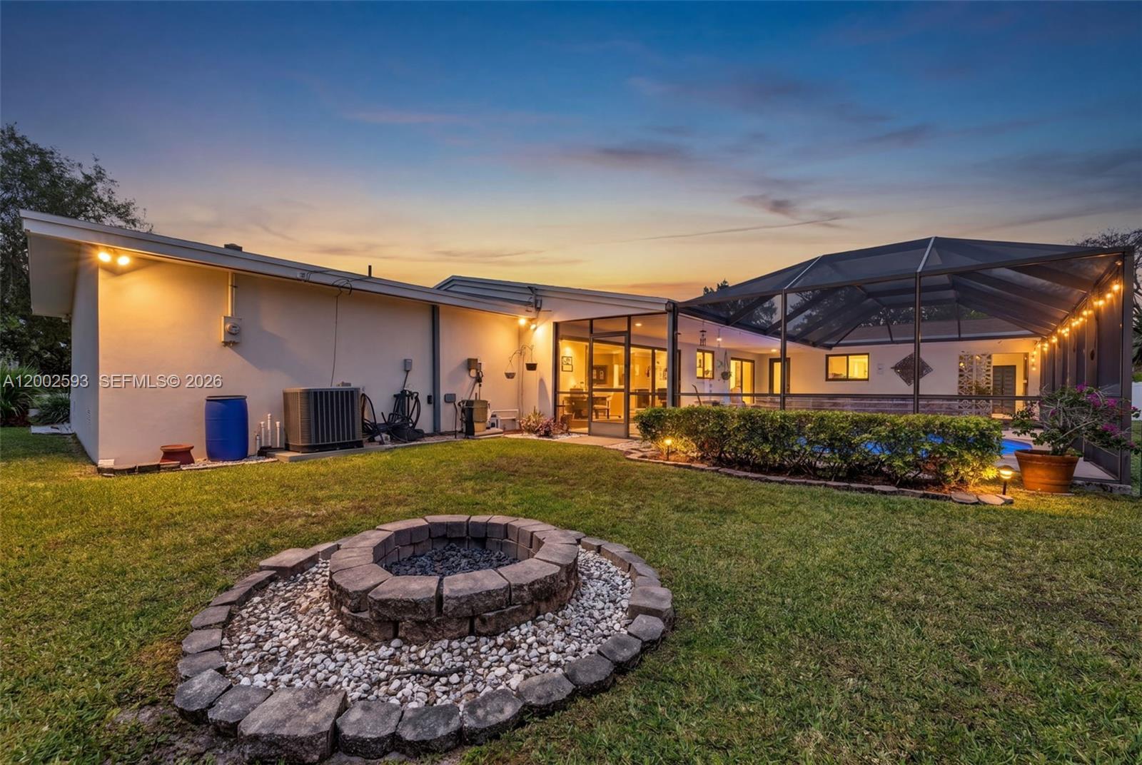 10431 SW 82nd Ct Miami, FL 33156