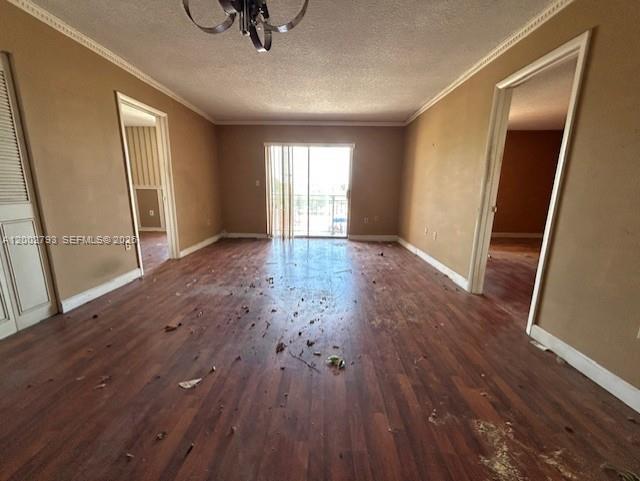 4713 NW 7th St #410-1 Miami, FL 33126