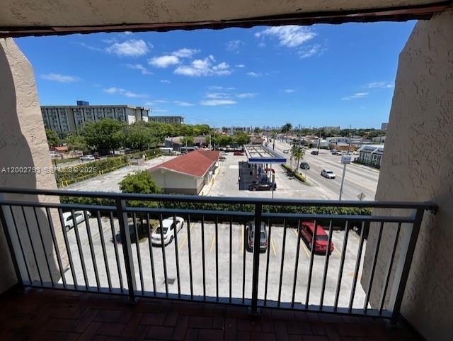 4713 NW 7th St #410-1 Miami, FL 33126