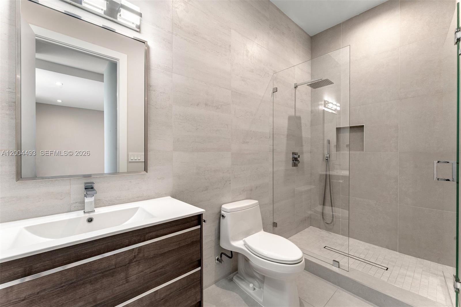 104 NE 16th Ter Fort Lauderdale, FL 33301