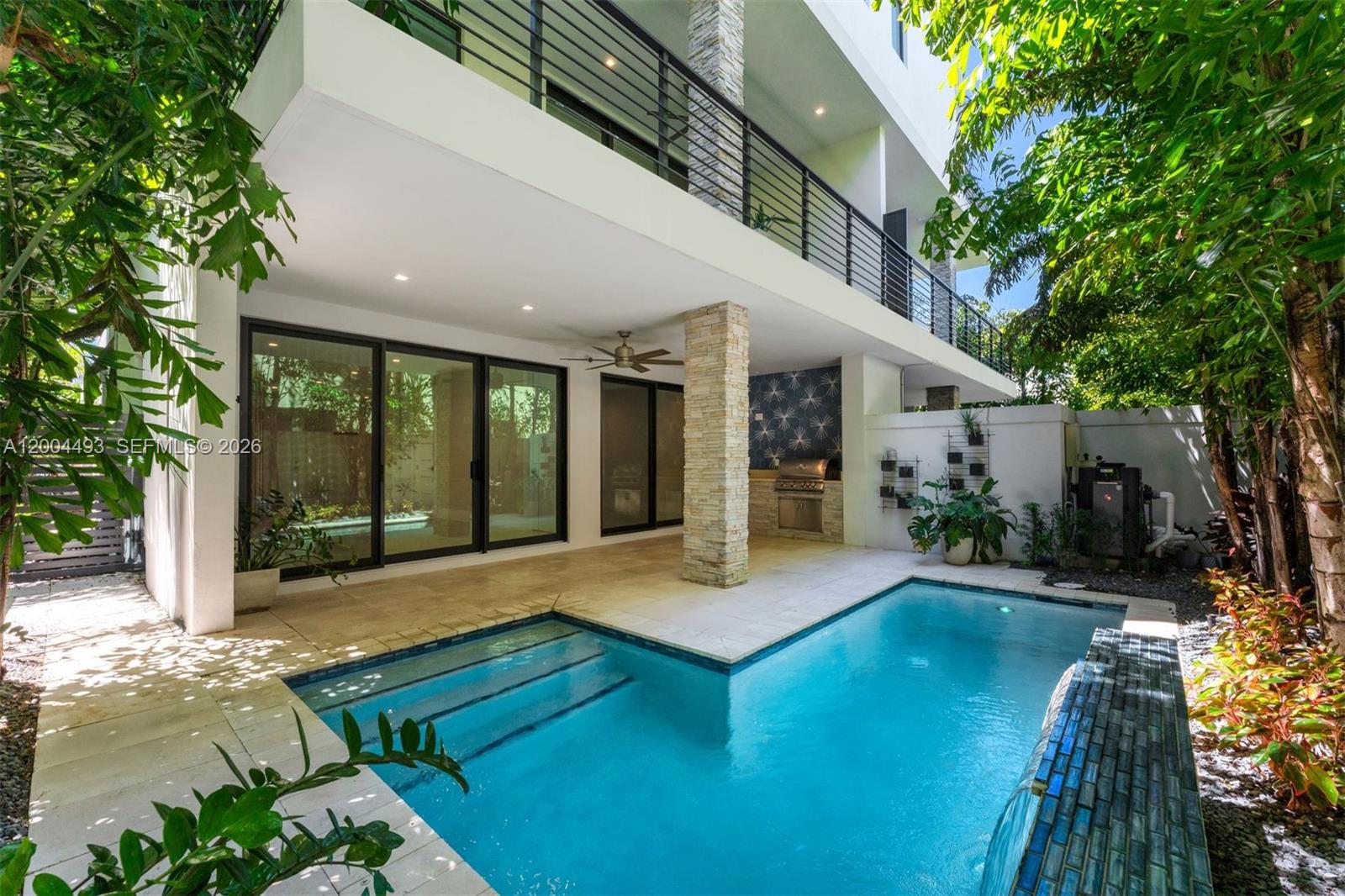 104 NE 16th Ter Fort Lauderdale, FL 33301