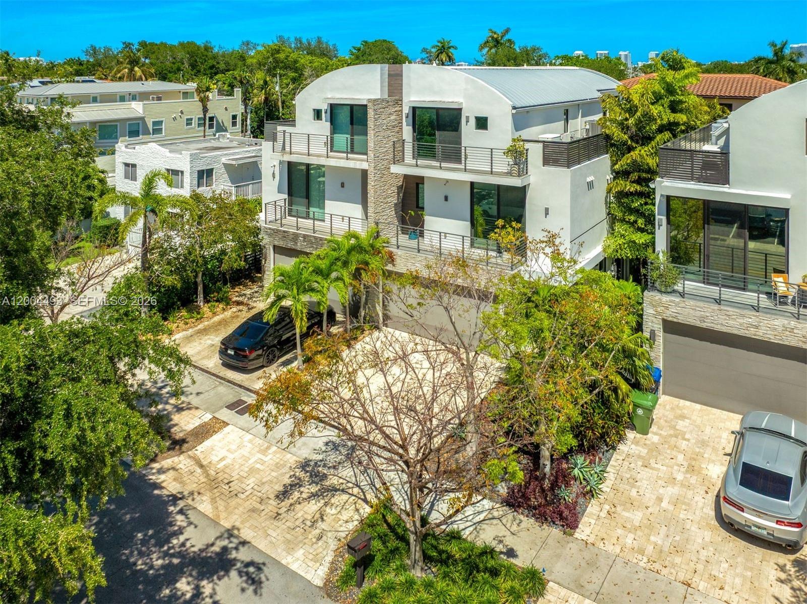 104 NE 16th Ter Fort Lauderdale, FL 33301