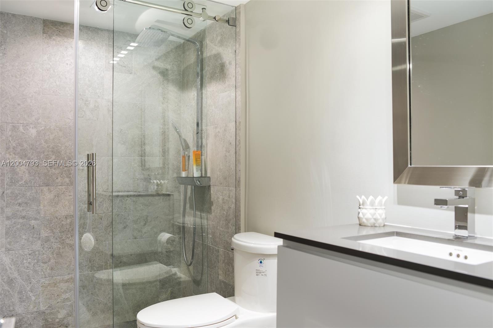 image Harbour House10