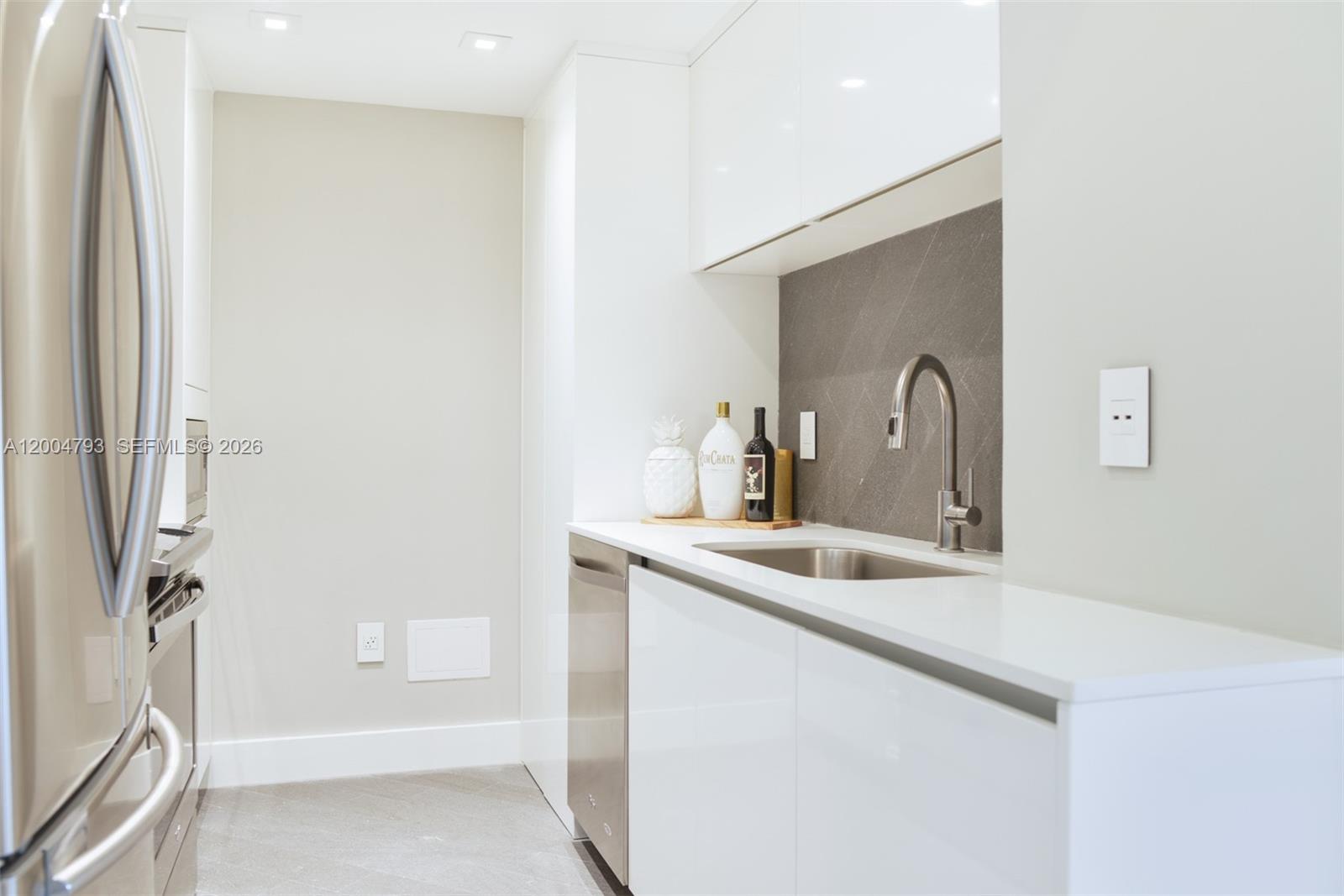 image Harbour House3