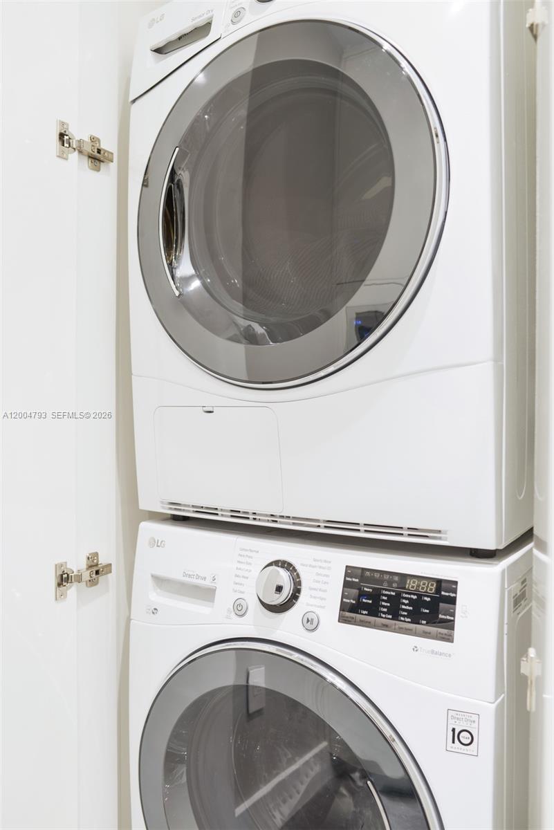 image Harbour House5