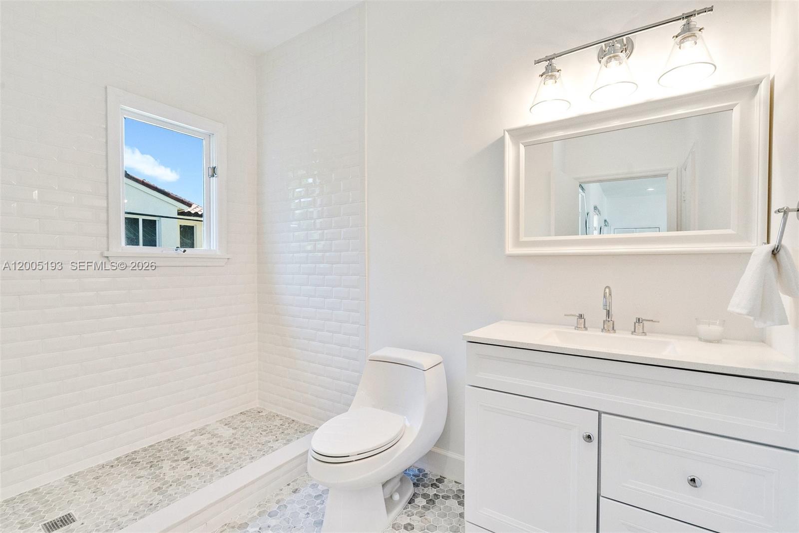 3930 Crawford Ave Miami, FL 33133