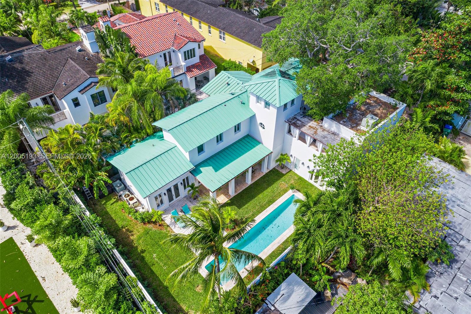 3930 Crawford Ave Miami, FL 33133