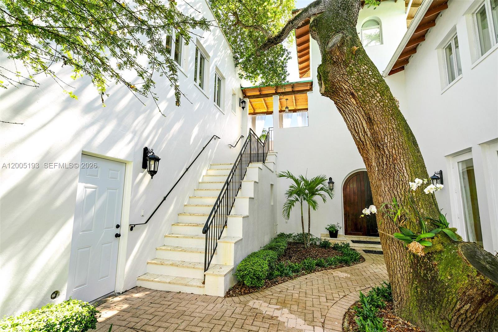 3930 Crawford Ave Miami, FL 33133