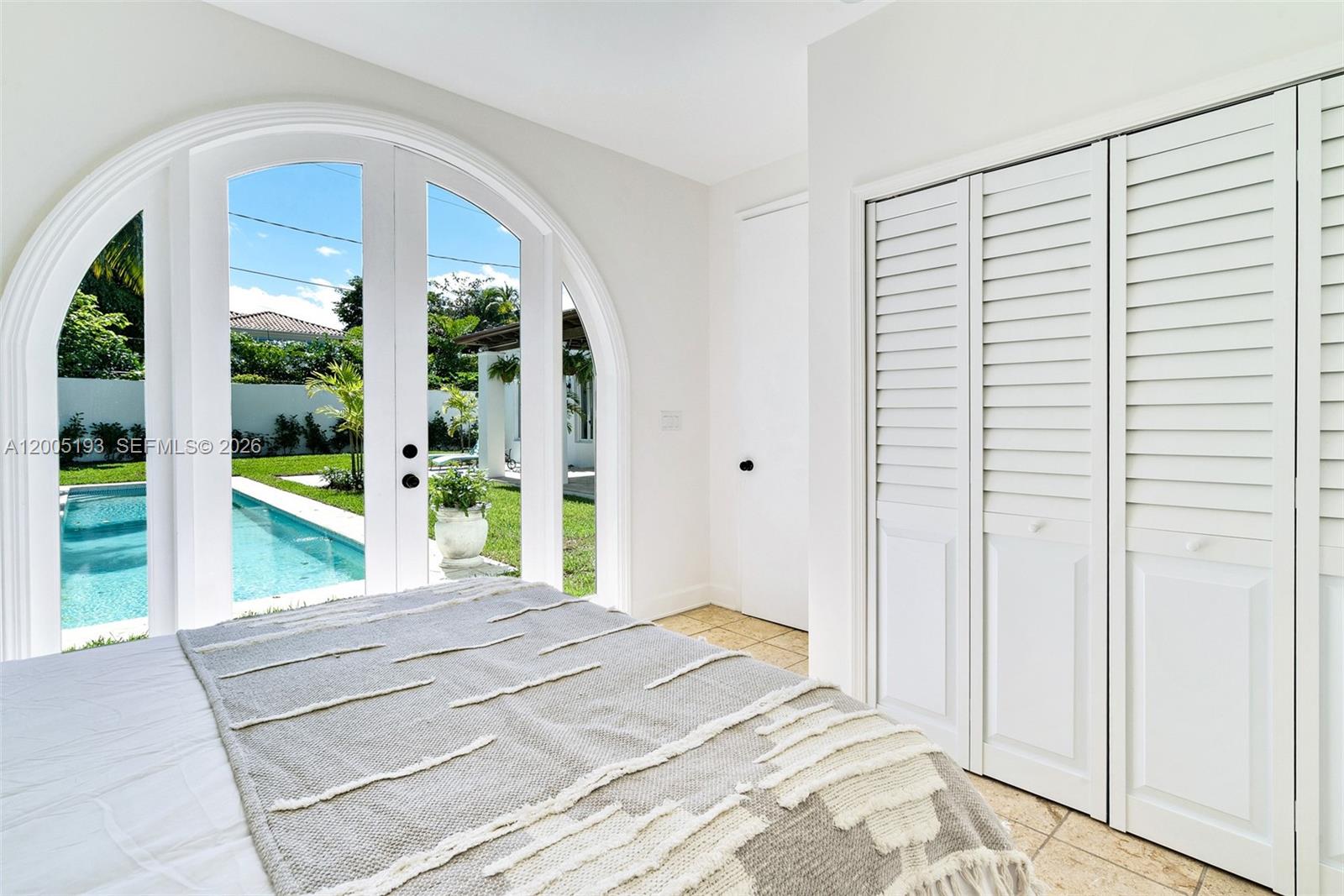 3930 Crawford Ave Miami, FL 33133