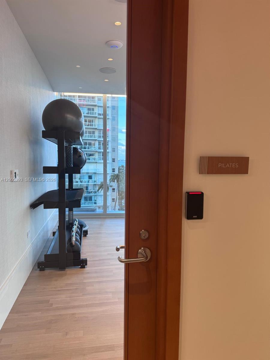 175 se 25th Rd #2803 Miami, FL 33129