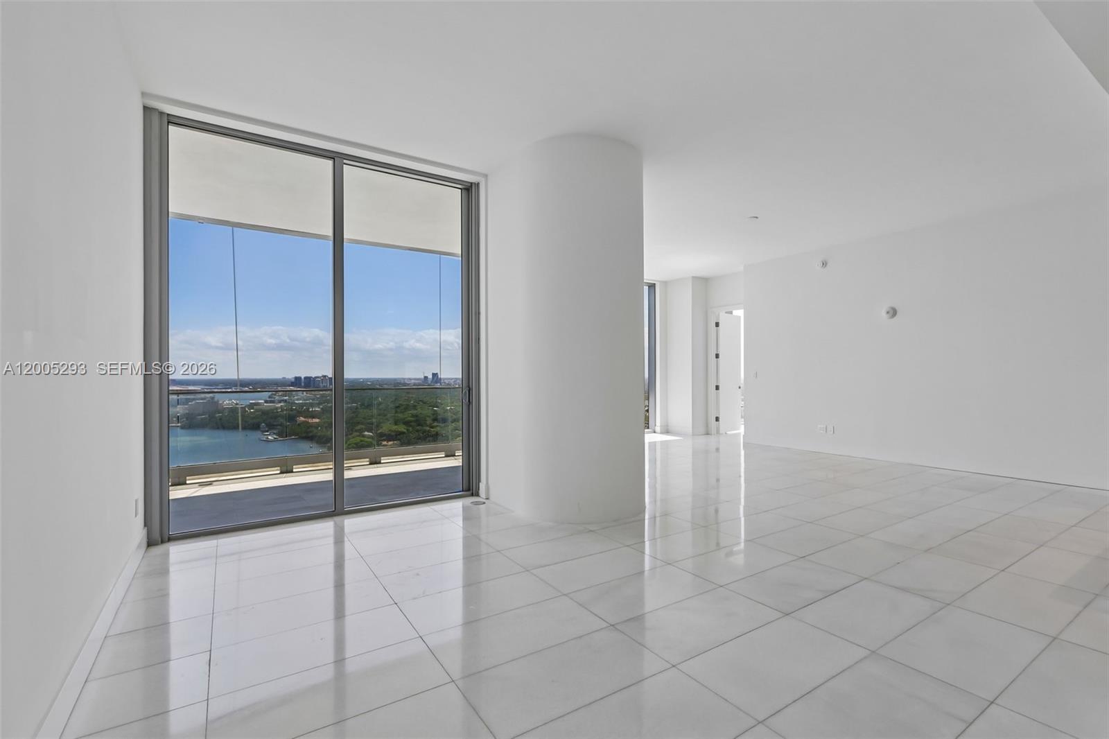 image Una Residence13