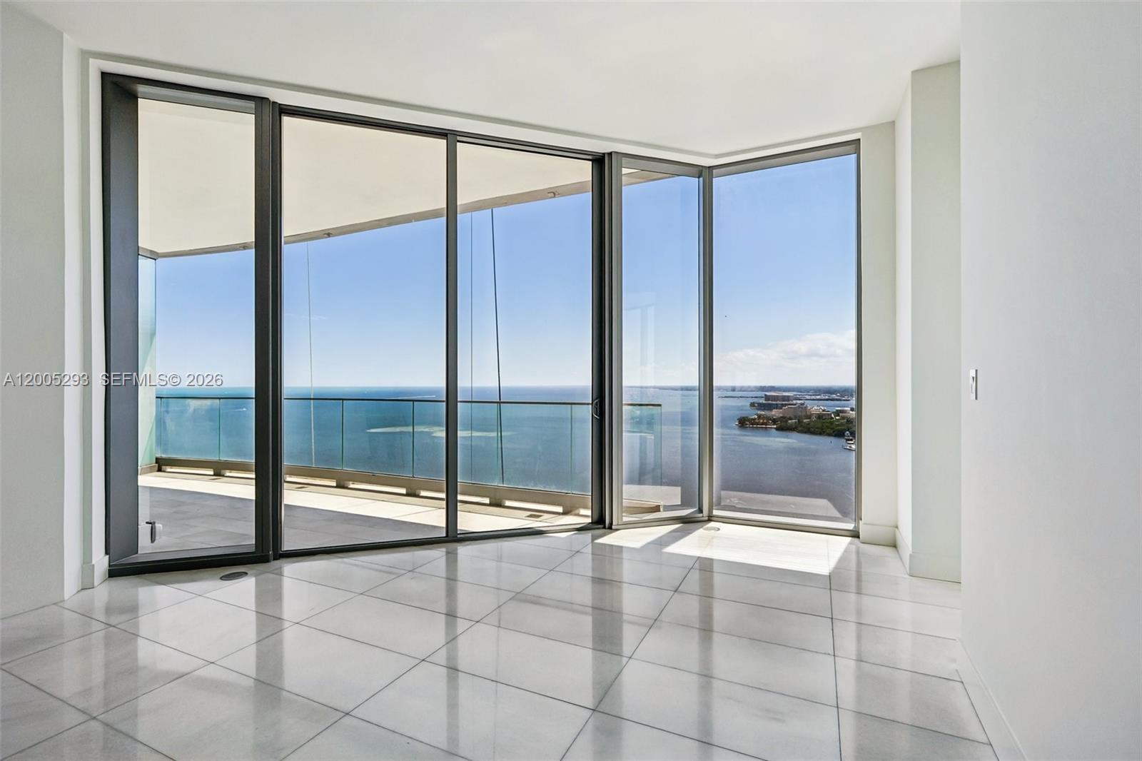 image Una Residence19