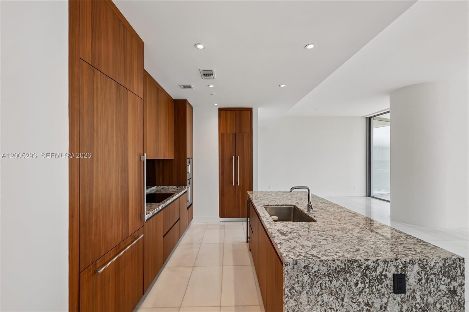 image Una Residence27