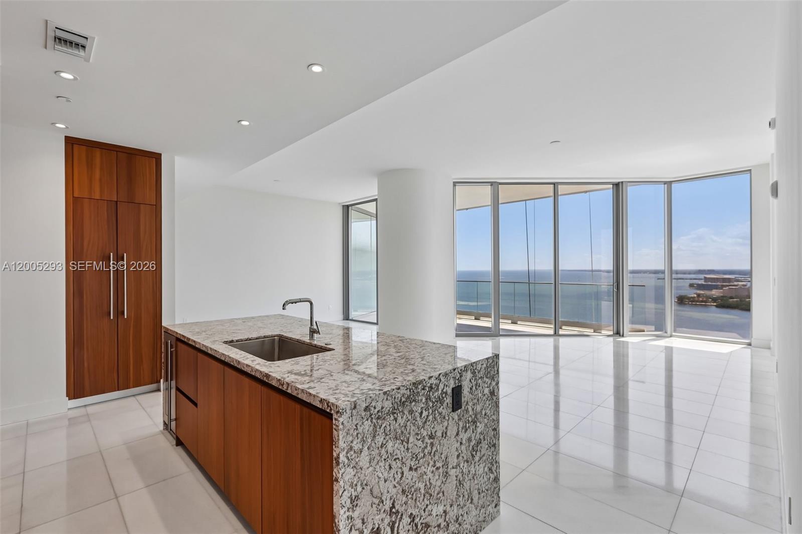 image Una Residence28