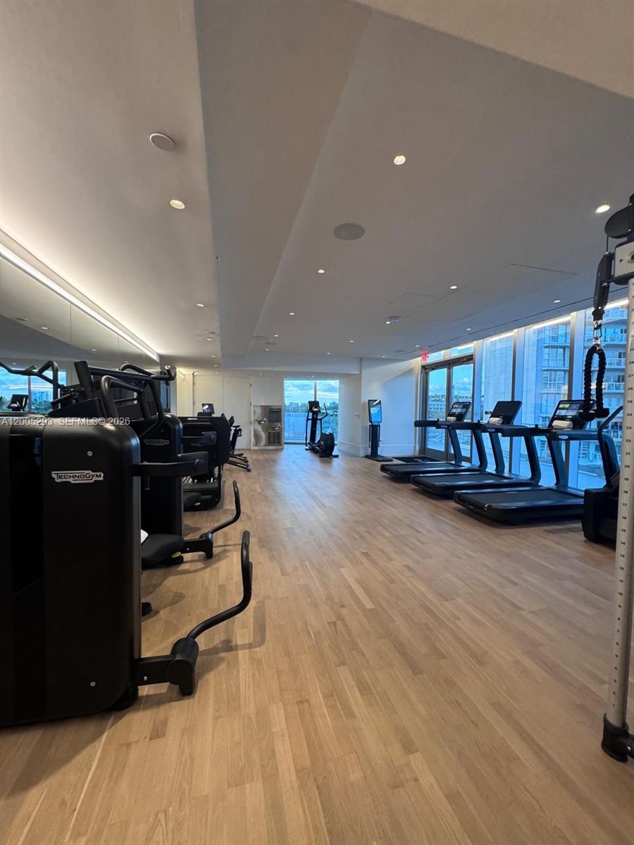 175 se 25th Rd #2803 Miami, FL 33129