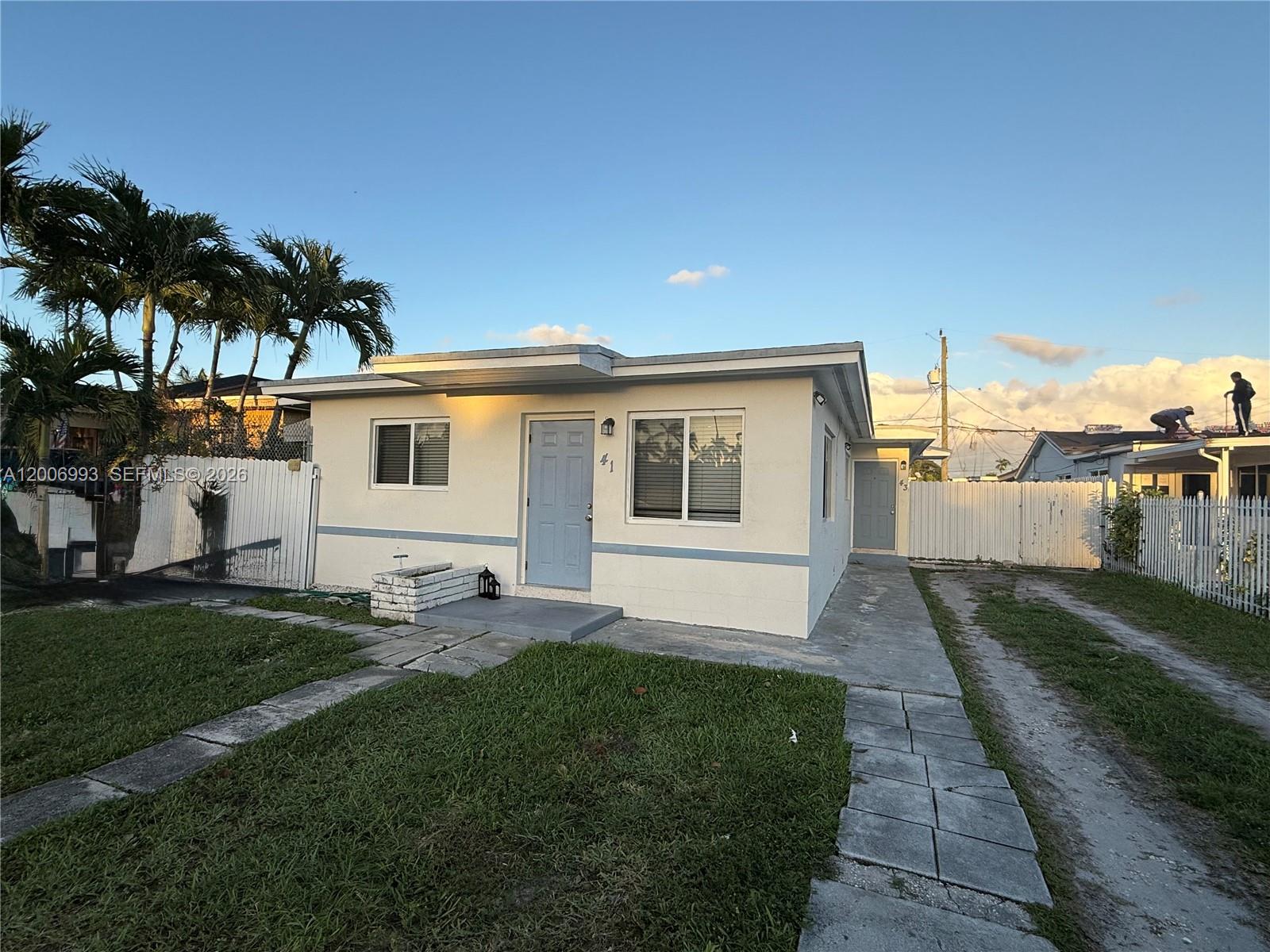 43 NW 76th Ave