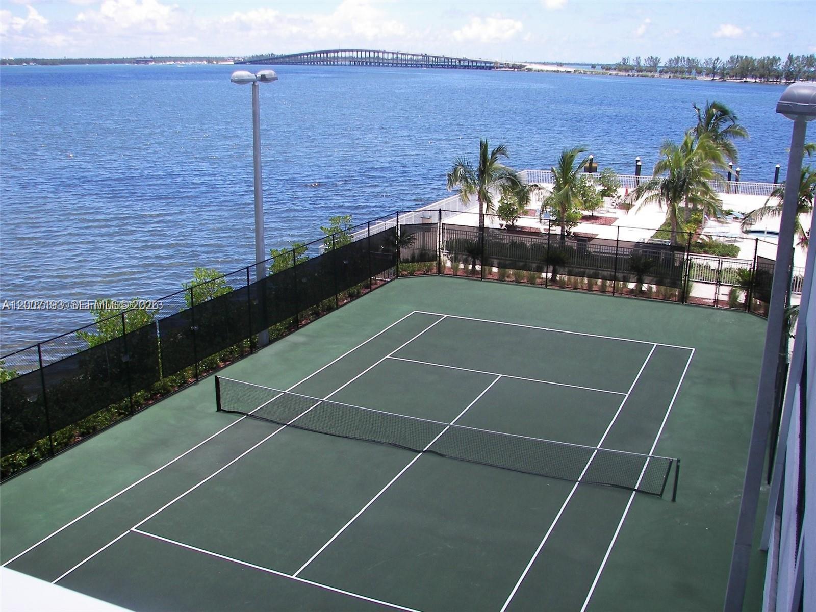 image Skyline on Brickell17