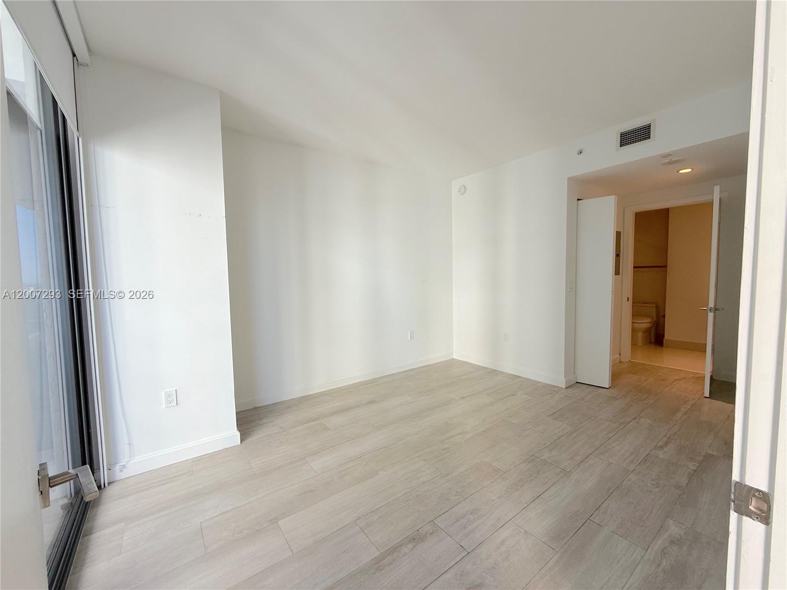 image Brickell Heights West2