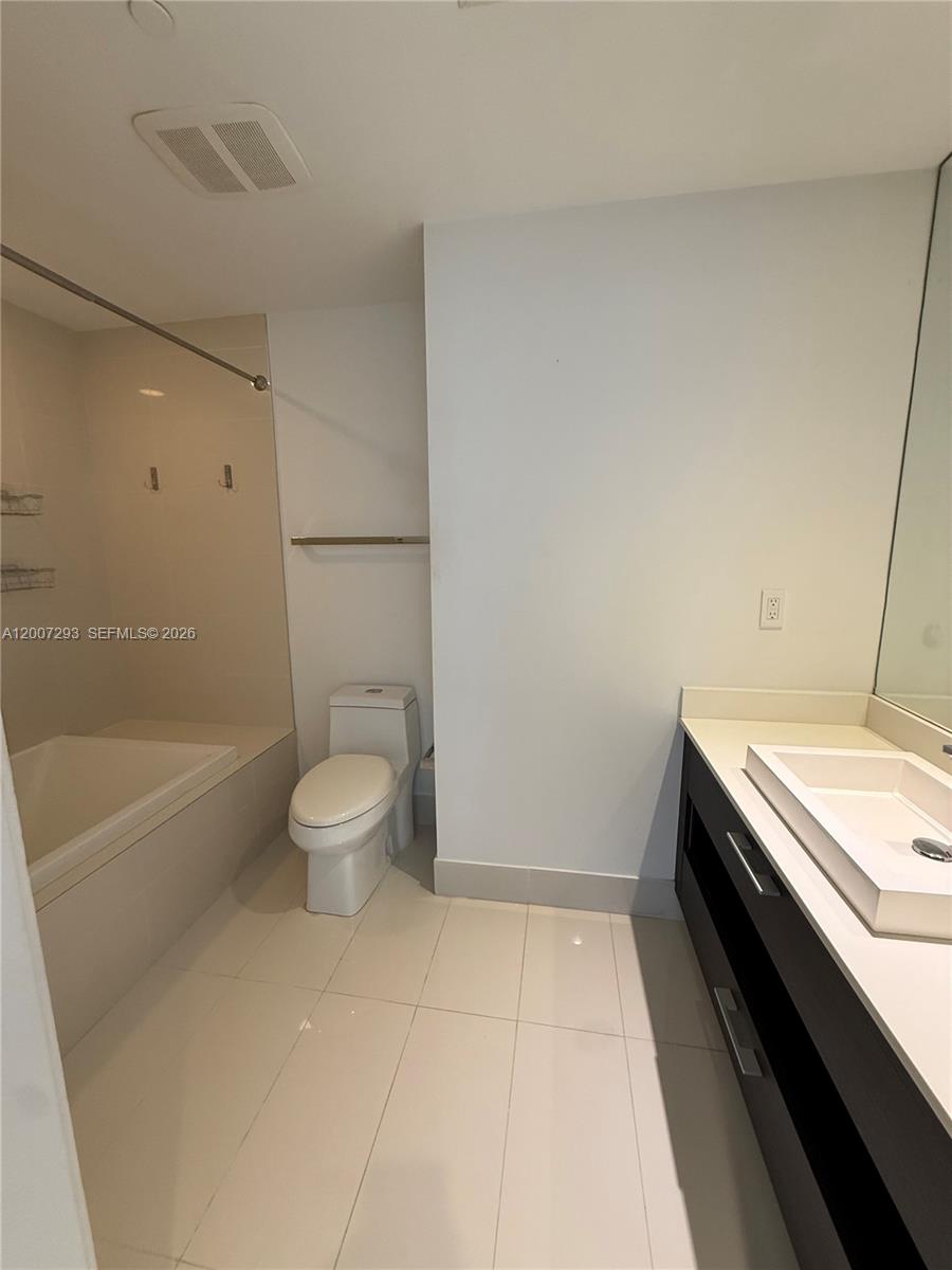 image Brickell Heights West4