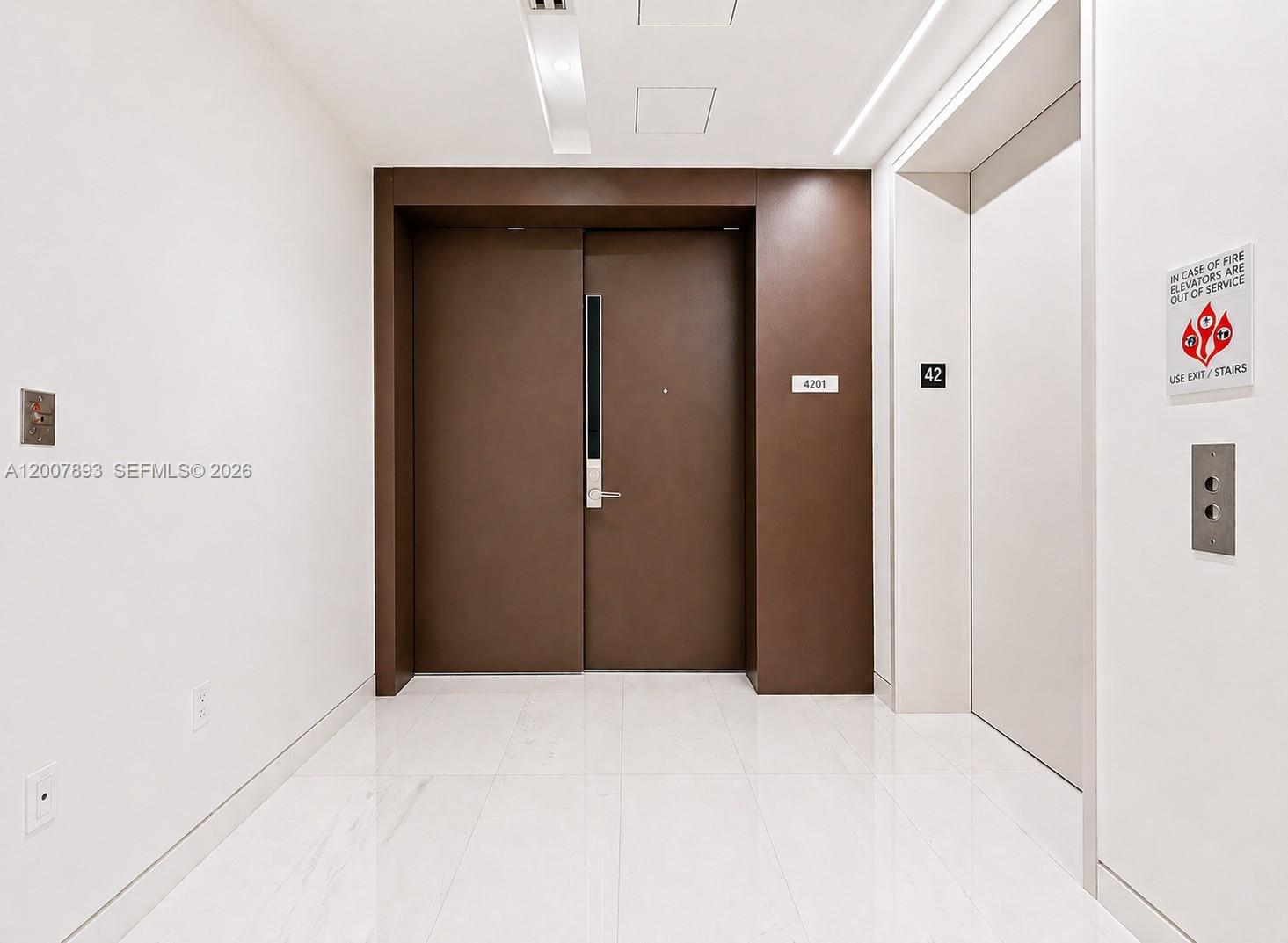 300 Biscayne Blvd Way #4201E Miami, FL 33131