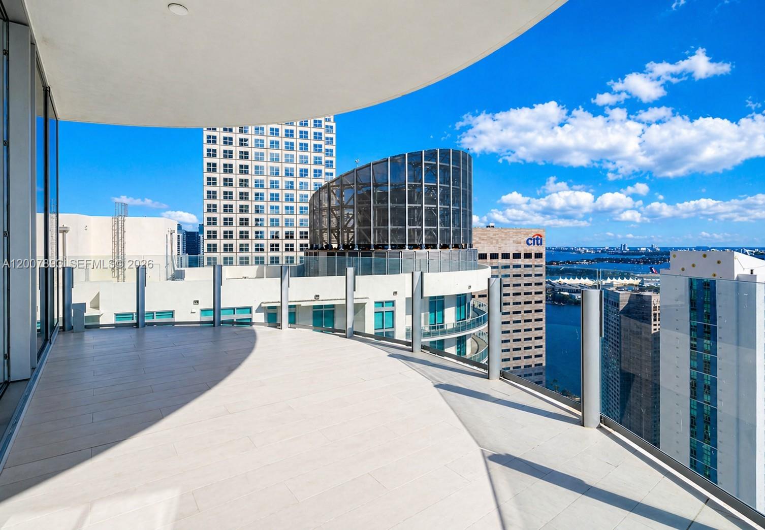 300 Biscayne Blvd Way #4201E Miami, FL 33131