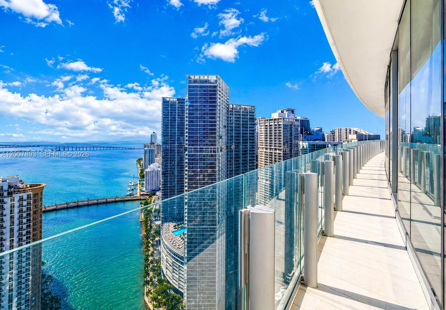 300 Biscayne Blvd Way #4201E Miami, FL 33131
