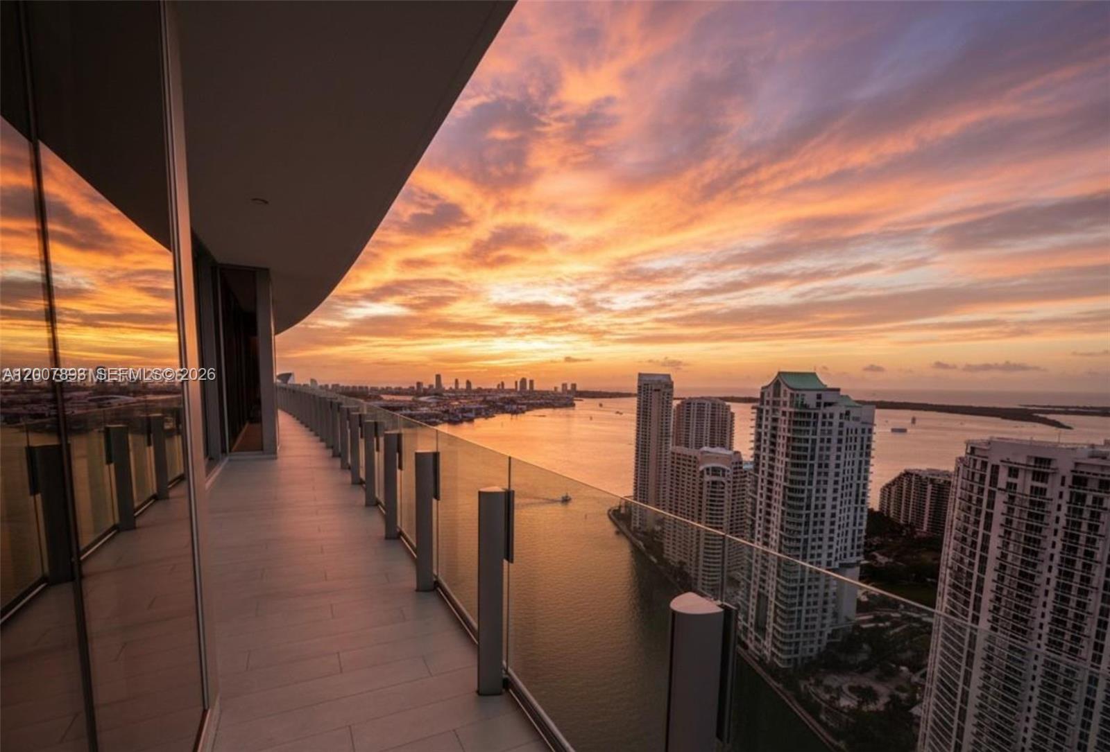300 Biscayne Blvd Way #4201E Miami, FL 33131
