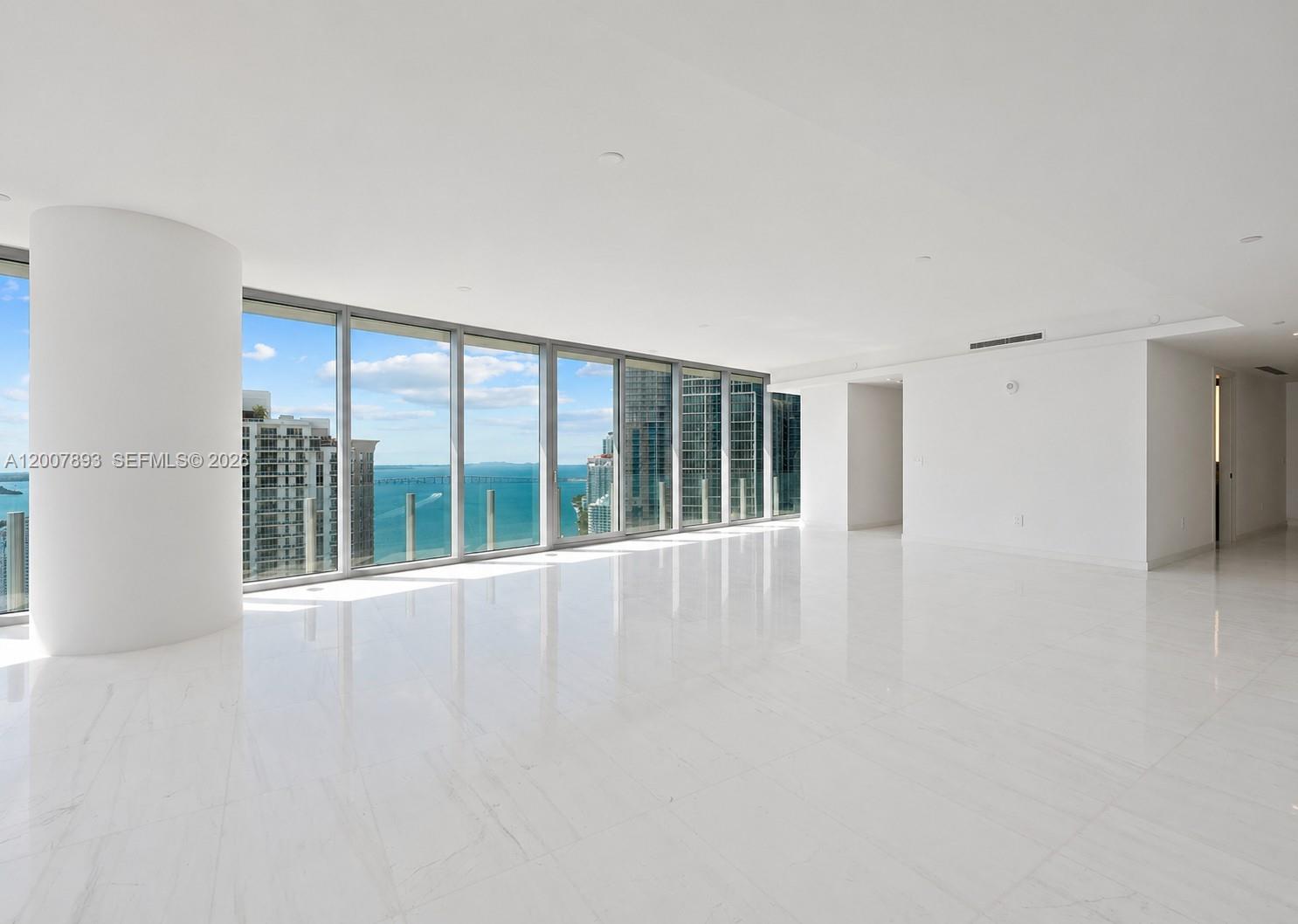 300 Biscayne Blvd Way #4201E Miami, FL 33131
