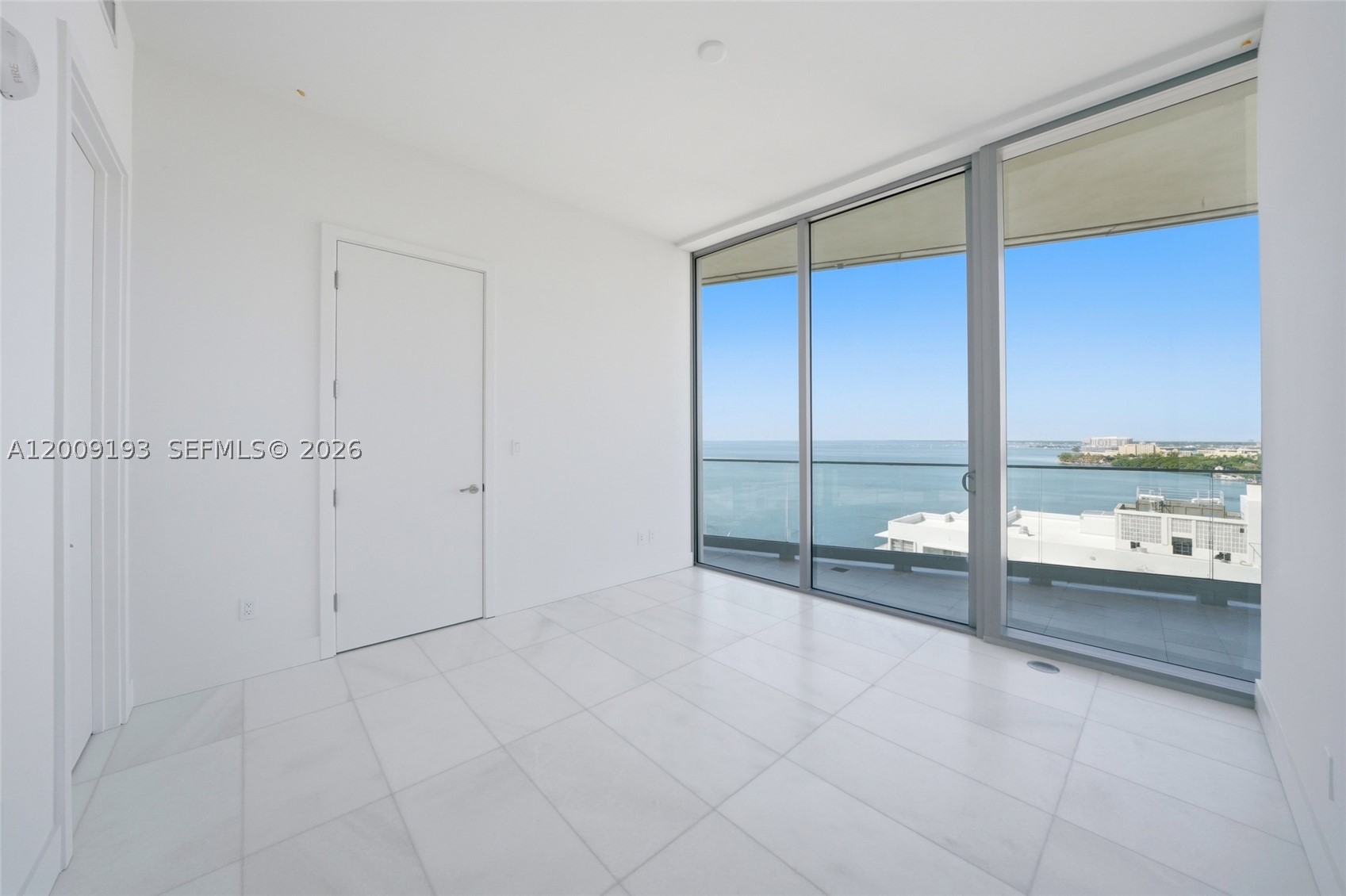 image Una Residences11
