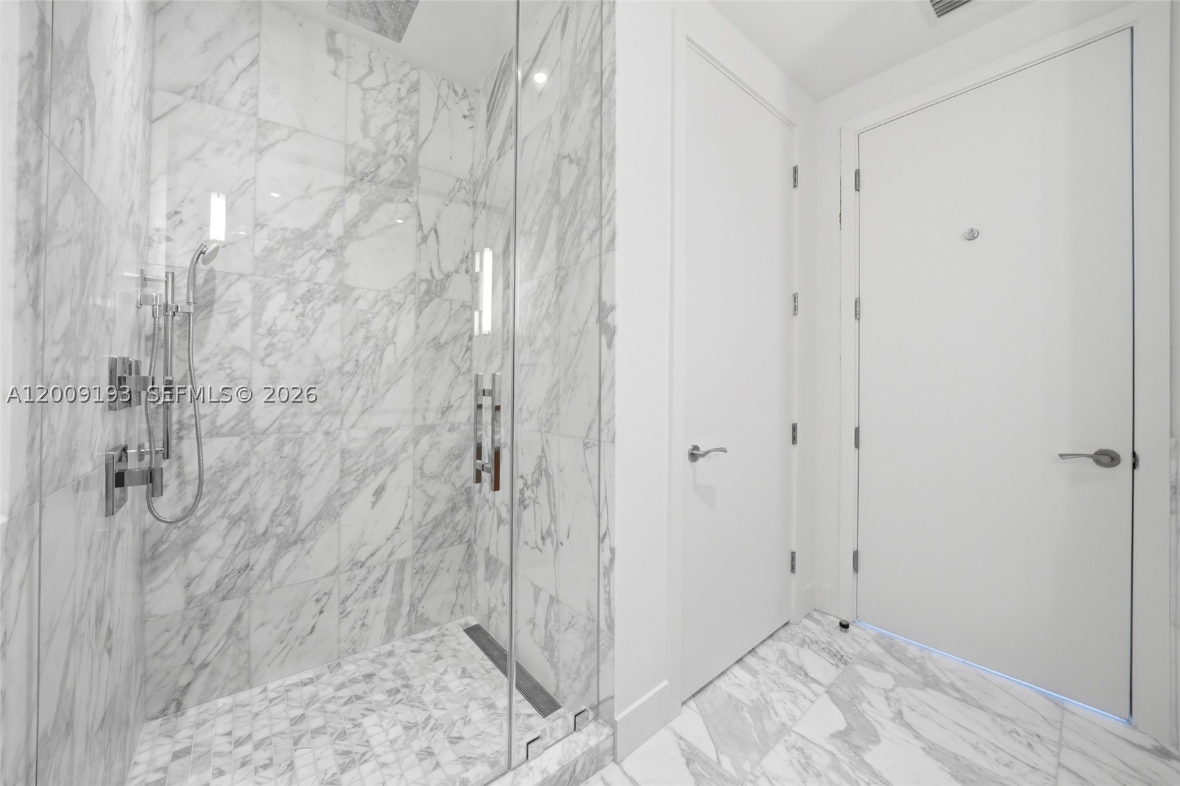 image Una Residences14