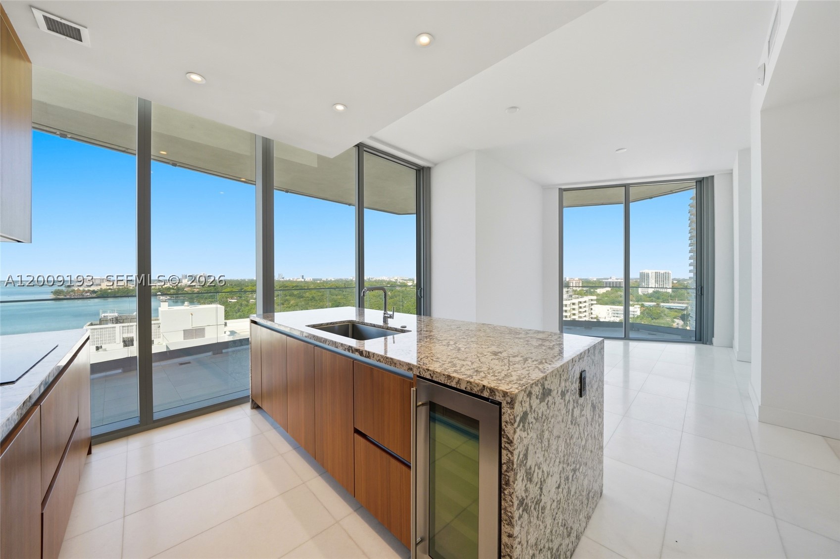 image Una Residences5